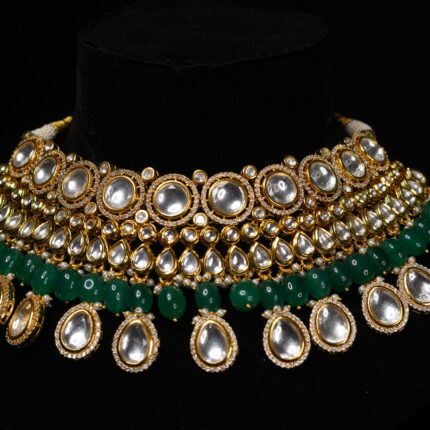 Perfect Fit Round Green Choker Necklace