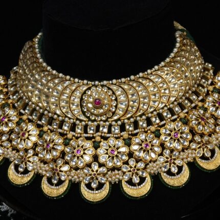 Royal Flower Shaped Bridal Necklace Set