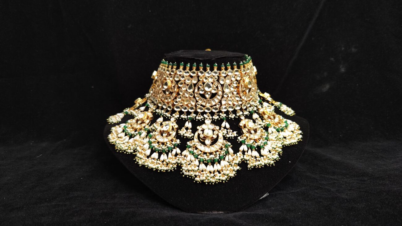 Ethereal Maharani Pachi Bridal Necklace Set